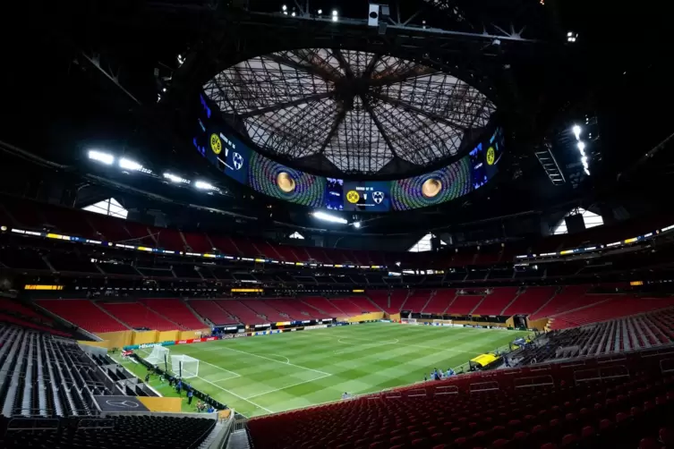 Borussia Dortmund - CF Monterrey