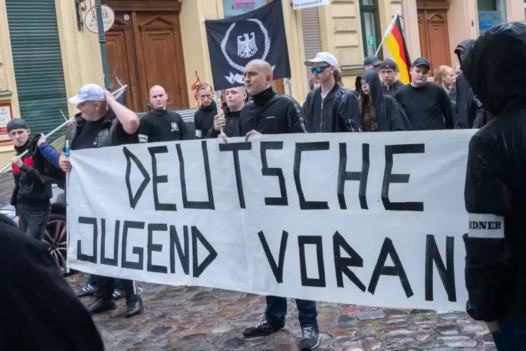 Christopher Street Day - rechte Gegendemonstration in Bernau
