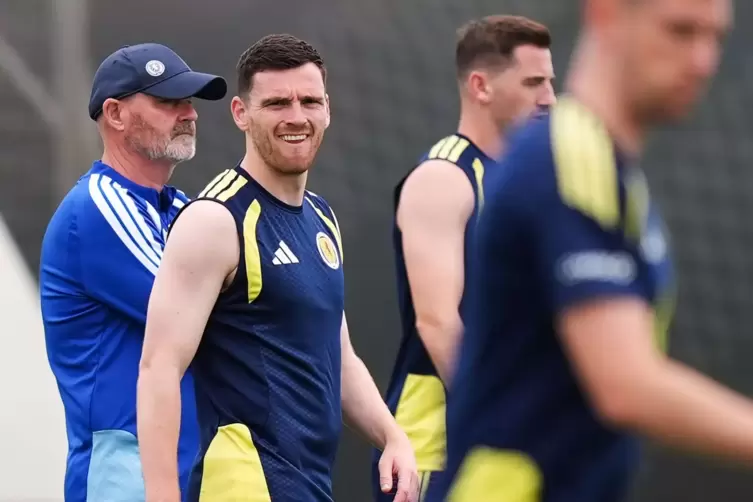 Andrew Robertson