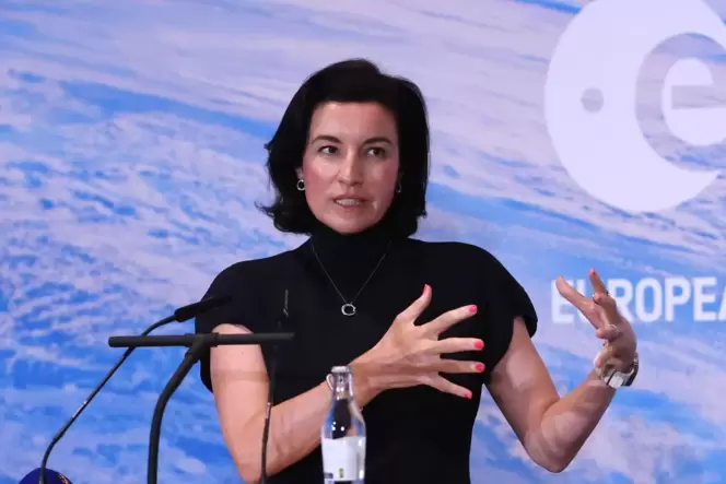 Raumfahrtministerin Dorothee Bär weiß, die deutsche Raumfahrt-Branche biete erstklassige Produkte und Dienste an.