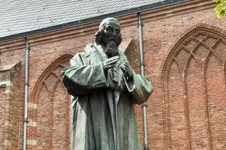 Comenius-Denkmal