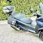 Metallic-Blau, für PKW-Führerschein, Zubehör überkomplett, TÜV 05/2028, Inspektion und Reifen neu, großes Garmin-Navi mit Blueto