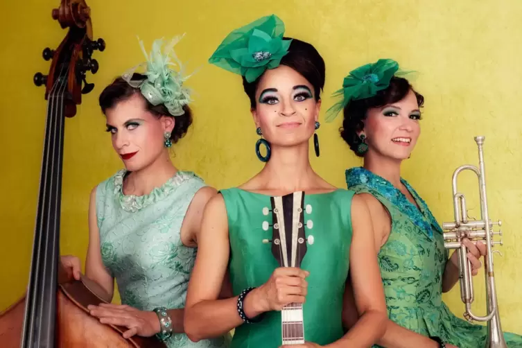 Die Zucchini Sistaz sind am 19. Juli in Saarbrücken bei Sonntags ans Schloß und am 11. September beim Festival Euroclassic in Pi
