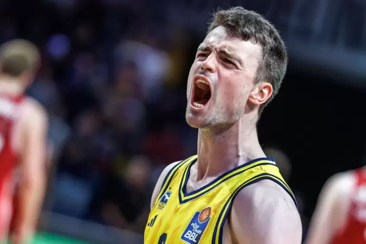 Alba Berlin - Bamberg Baskets