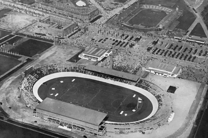 1928 waren die Olympischen Spielen in Amsterdam, Eugen Mühlberger war dabei.