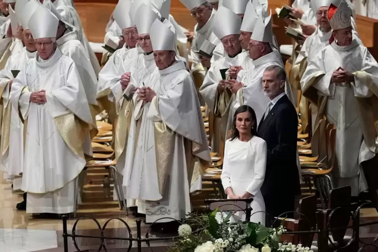 Papst Leo XIV. besucht Spanien - Sagrada Familia