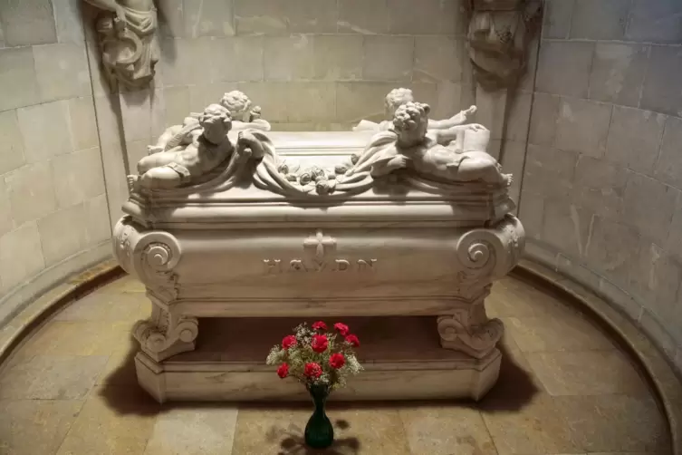 Haydns Grabmal in der Bergkirche in Eisenstadt.