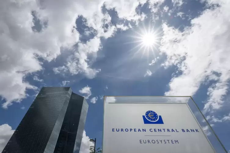 EZB erhöht Leitzins