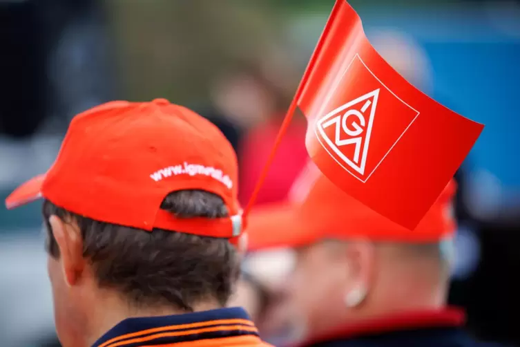 IG Metall: kampfbereit im Zusammenhang mit Mann + Hummel. 