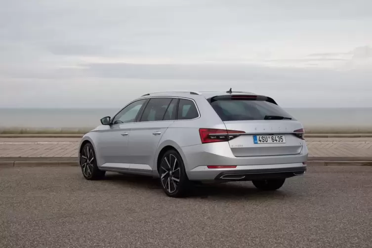 Skoda Superb III