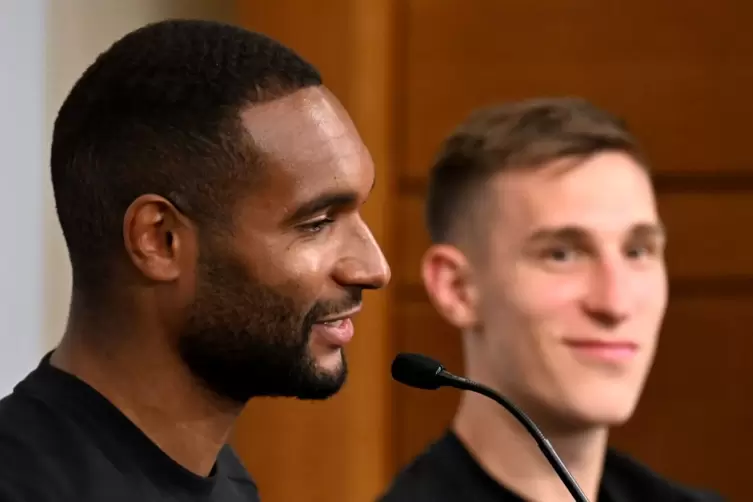 Jonathan Tah und Nico Schlotterbeck