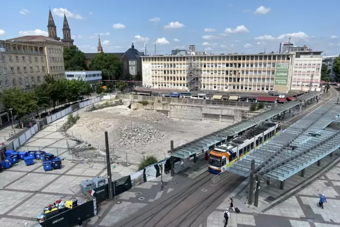 Das »Loch« klafft wie eine Wunde in der Stadt.