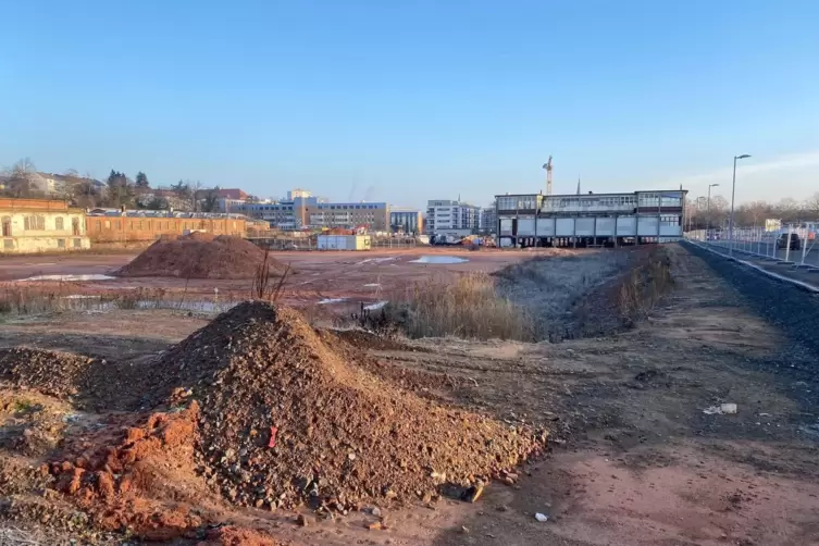 Das fr&uuml;here Pfaffgel&auml;nde in Kaiserslautern wird Standort des zweiteiligen Medizincampus. 