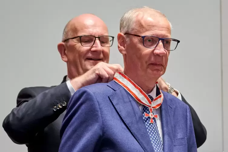 Ministerpräsident Woidke verleiht Landesverdienstorden