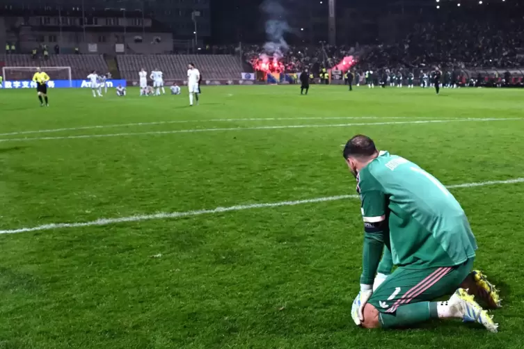 Gegen Bosnien verpassten die Italiener zum dritten Mal die WM-Qualifikation. 