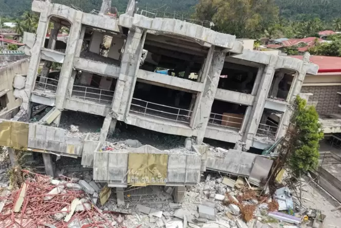 Nach Erdbeben auf den Philippinen