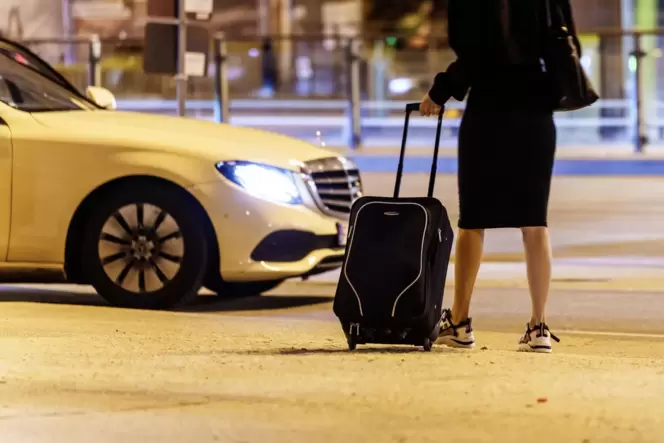 frauen nacht taxi