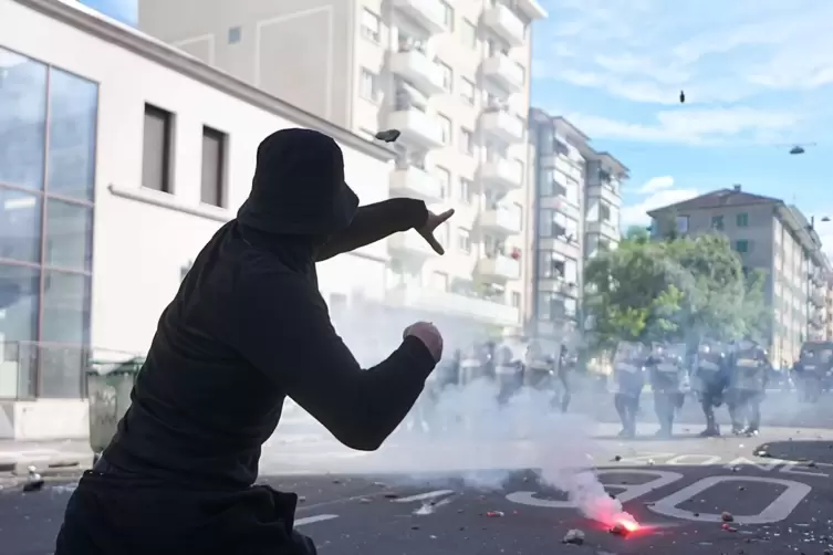 G7 Demonstrationen
