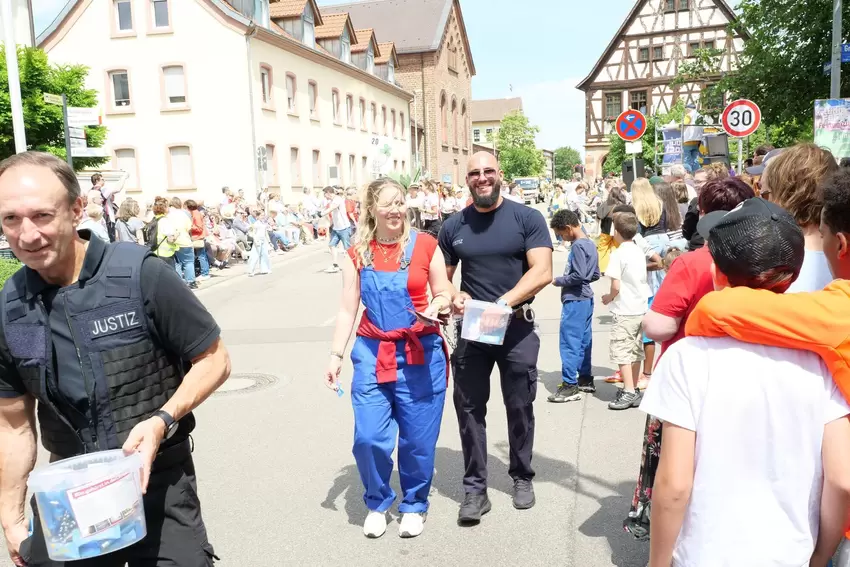 Die Jugendstrafanstalt (JSA) Schifferstadt war mit einer Gruppe und viel Humor dabei.