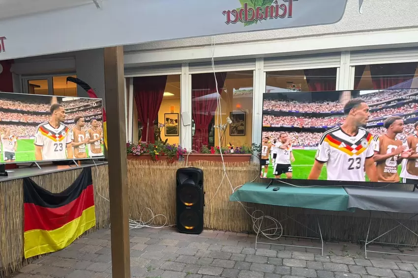 Der Torschütze auf den Bildschirmen in Marnheim.
