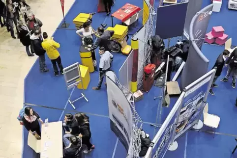 91-63136789.jpg
