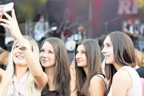 91-68671083.jpg