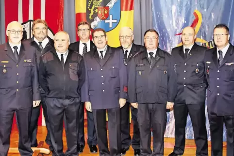 91-72019030.jpg