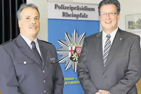 91-72464691.jpg