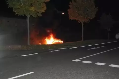 brennendesauto.jpg