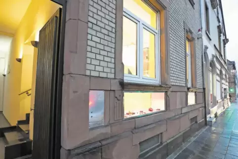 91-74529928.jpg