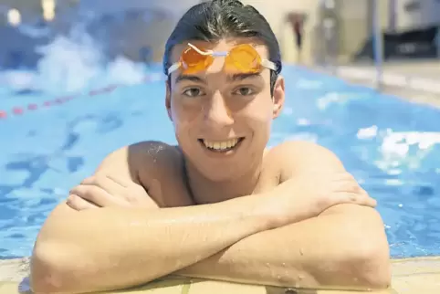 91-75989693.jpg