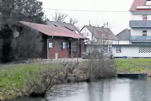 91-77270323.jpg