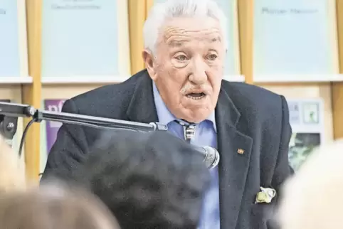 91-76587173.jpg