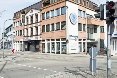 91-79038810.jpg