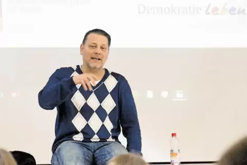91-80775491.jpg