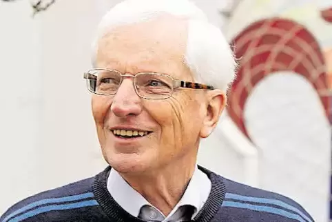 91-81290817.jpg