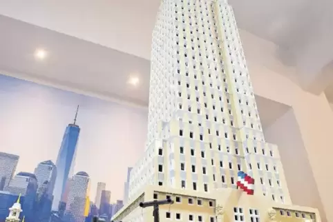 91-81463594.jpg