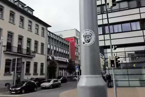 91-83440862.jpg
