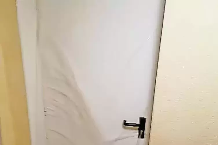 91-84693774.jpg