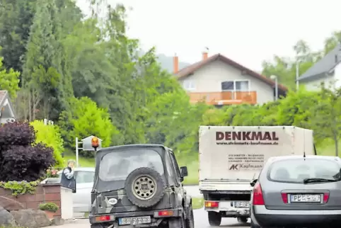 91-85073285.jpg