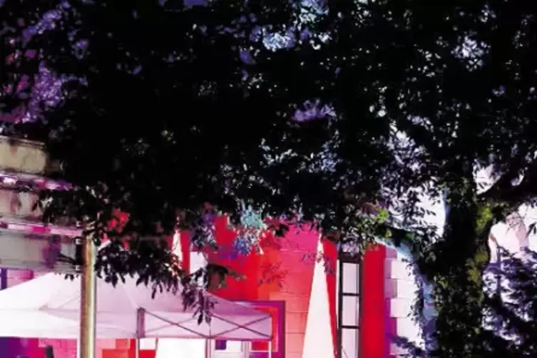 91-85072391.jpg