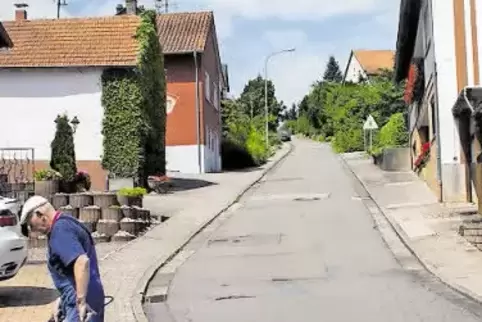 91-86383590.jpg