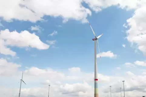 Wind und Sonne sollen in der Südpfalz intensiver für die Energiegewinnung genutzt werden, so der BUND.
