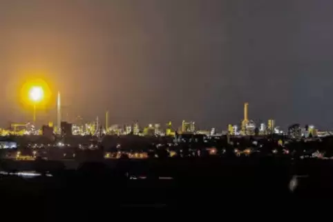 91-87362980.jpg