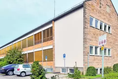 91-88104592.jpg