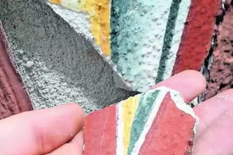 91-86977640.jpg