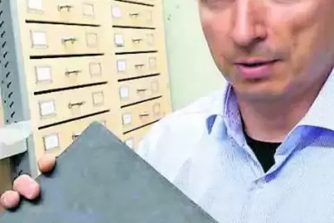 91-88964892.jpg