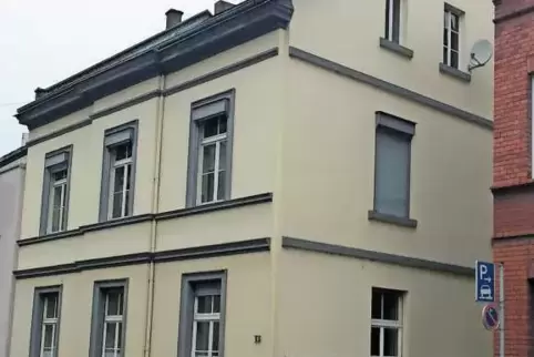 91-90997844.jpg