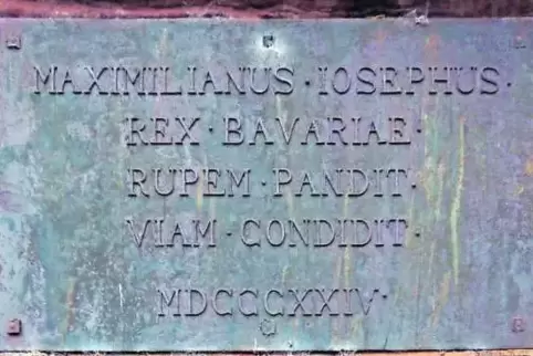 91-91271984.jpg