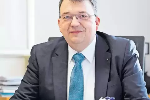 91-93136142.jpg